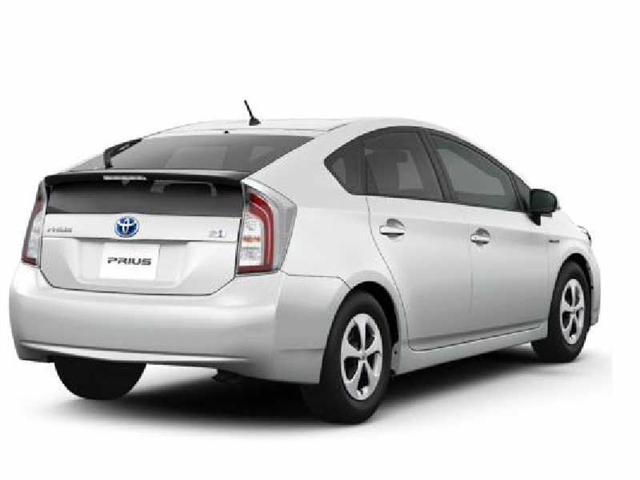 トヨタ　プリウス　2013 プリウスa（トヨタ）Sツーリングセレクション（2013年8月